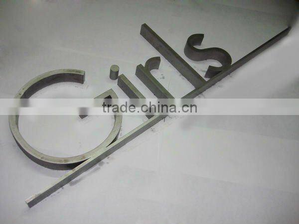 China cx1530 thick material plasma cutting machine bed