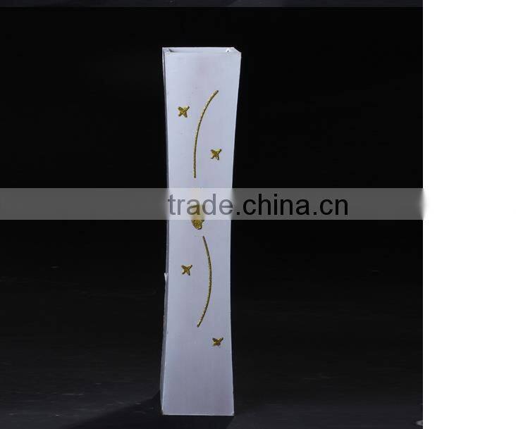 Delicate high grade solid wood single flower vase