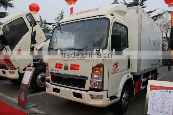 SINOTRUK HOWO 4X2 refrigerator freezer truck for sale