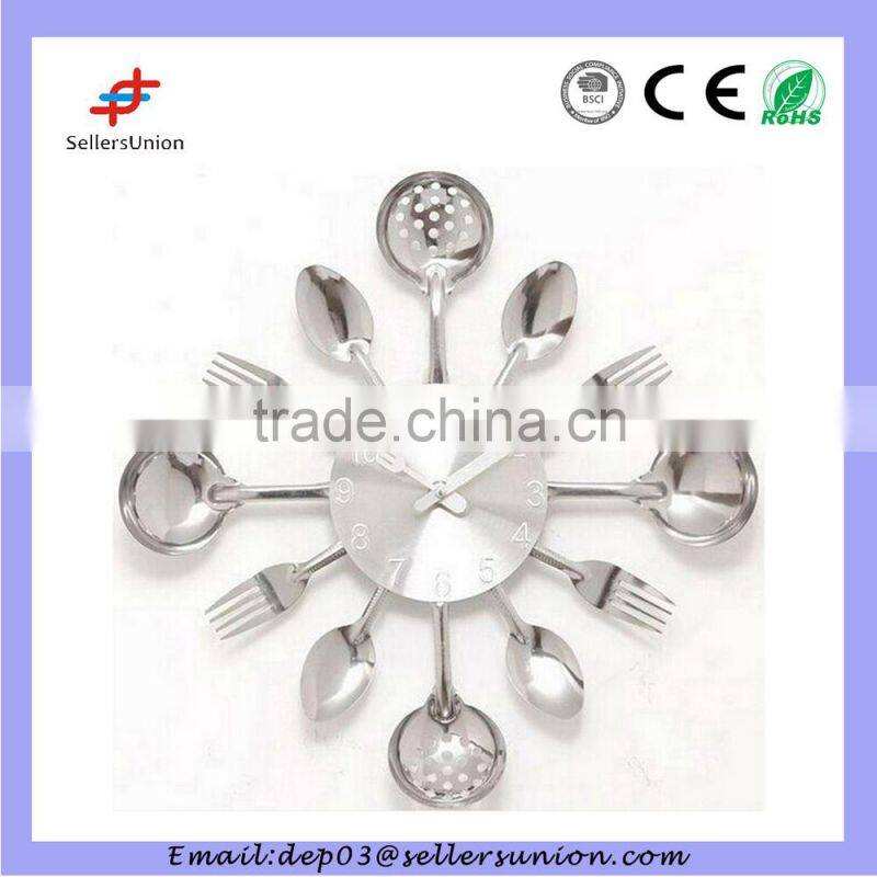 2015 Kitchen Design Creative Wall Clock With Plastic Fork And Spoon