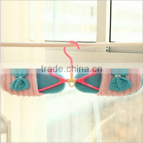 OEM plastic multifunction hanger/wholesale plastic home dress high quality hanger/wholesale cheap hanger for scarf