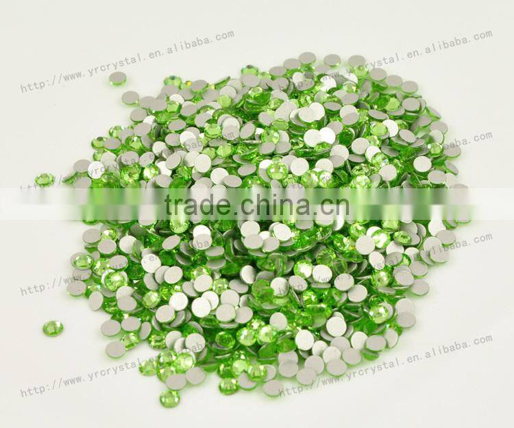 Round shape peridot color silver base crystal rhinestones flat back glass bead