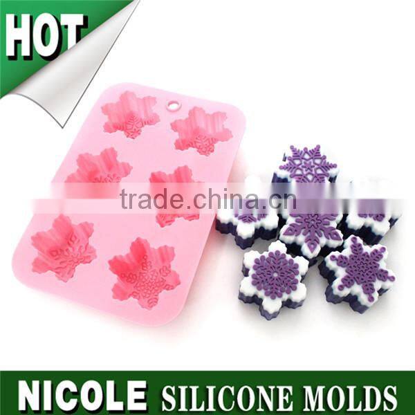 B0143 food grade custom silicone snowflake baking molds