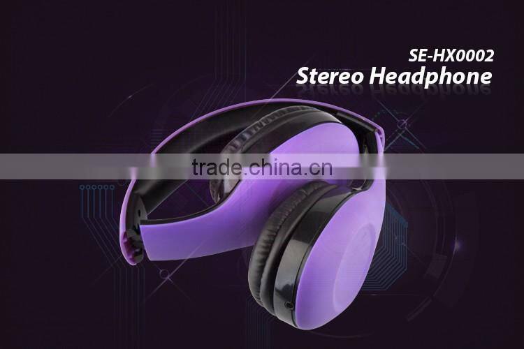 Lightweight Over-ear Portable Wired Stereo Headphones Headset for Phones MP3 and Tablets