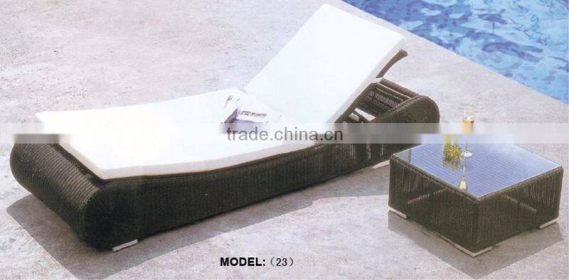 Outdoor PE rattan pool or poolside sunbed