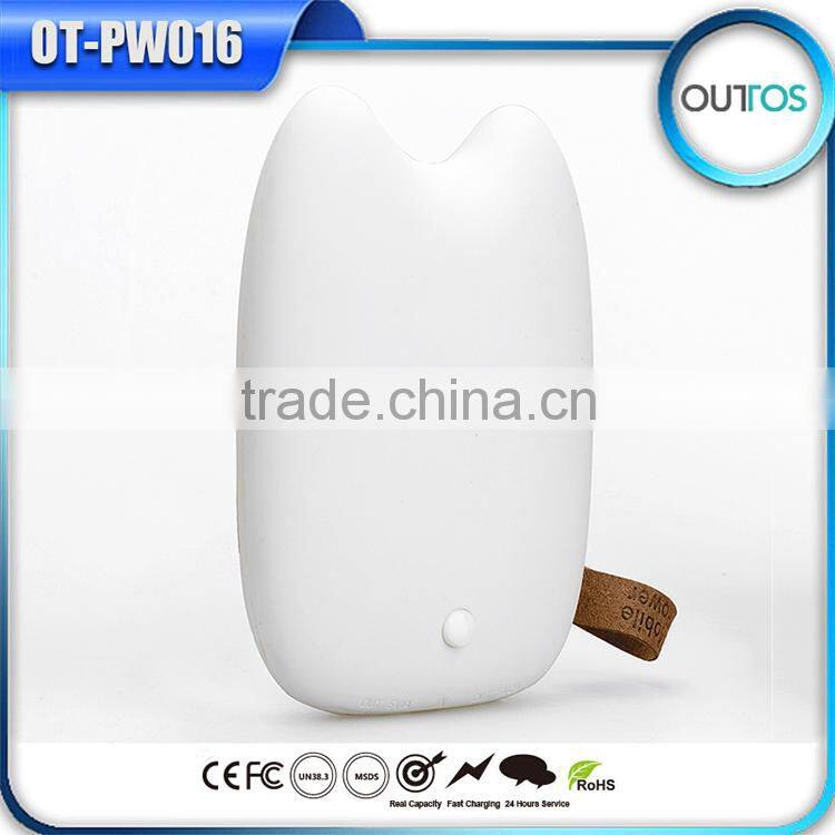 Hot corporate gifts smart power bank 8400mah cartoon phone charger