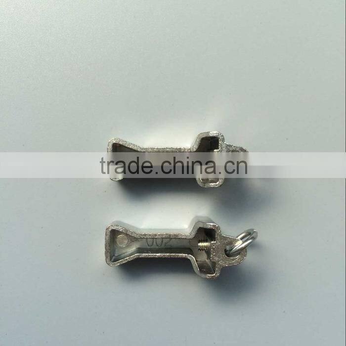 Special designed curtain track head/curtain track head