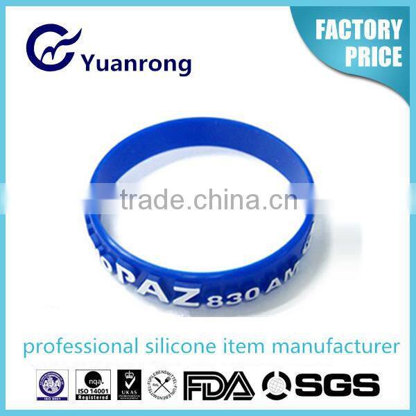 Wide Debossed/Embossed Gifts Silicone Bracelet Personal Silicone Wristband
