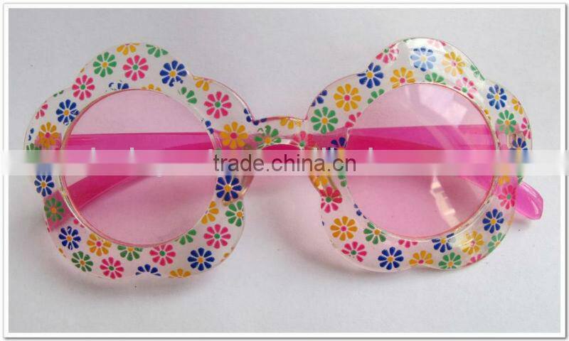 Adversting party sunglasses