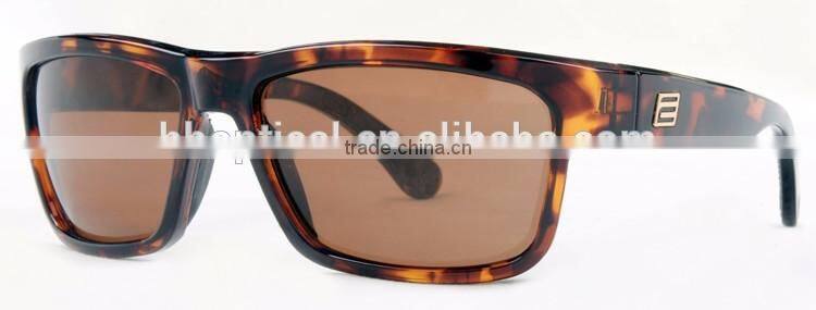 Made in China Wholesale Sports Sunglasses