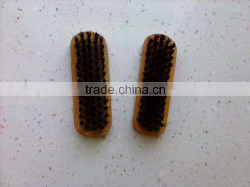 shoe cleaning brush with wooden handle