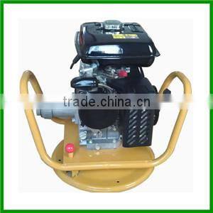 Factory Direct Sale High Efficiency Light Weight Portable Concrete Vibrator With Robin Engine