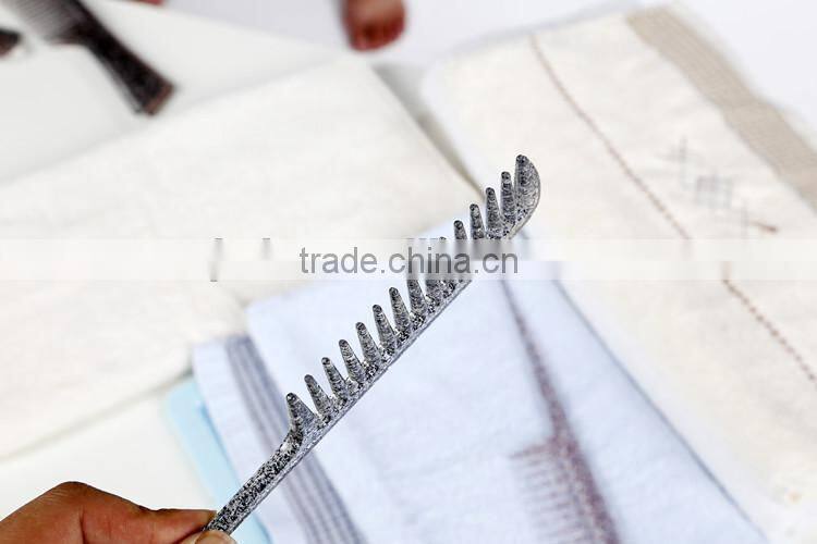 Plastic Morden Hair Comb With Crystals Point Handle