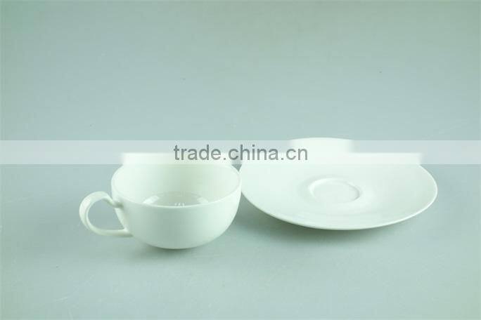 Ceramic porcelain white cup saucer set, bulk tea cups and saucers cheap, coffee cup and saucer