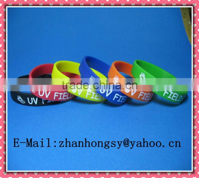 live strong silicone bracelet
