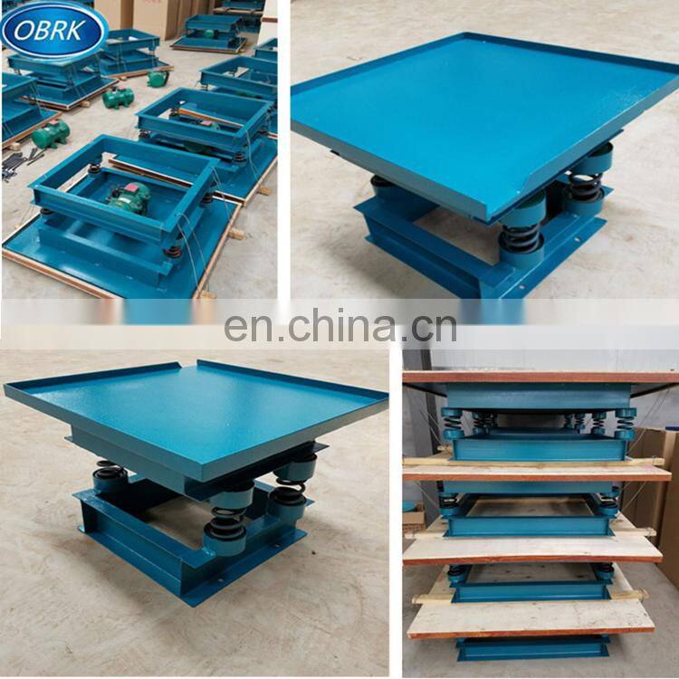 Vibration table for vibrating table for concrete moulds machine