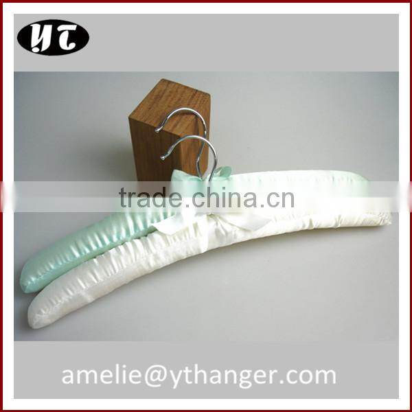 Gift hanger household fabric hanger