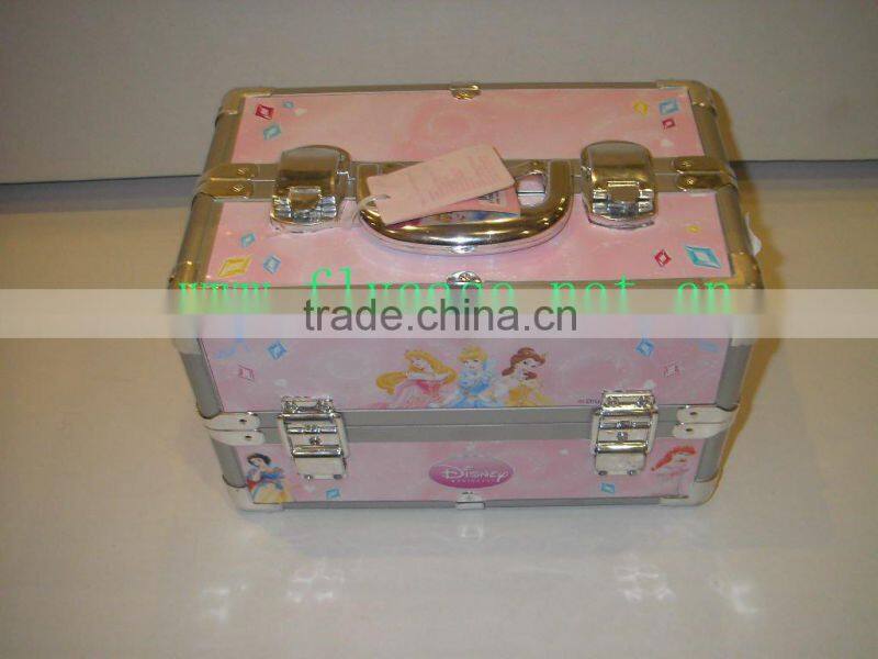 2013 new design tattoo cases ,tattoo equipment cases ,Aluminum tattoo cases , Cosmetics case with mirror and tray ,beauty case