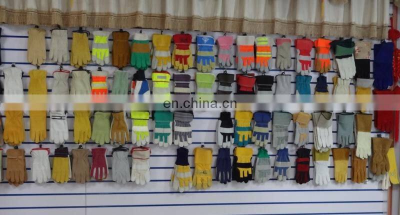 White Men's Grain Cowhide Leather Driving Gloves With Wing Thumb