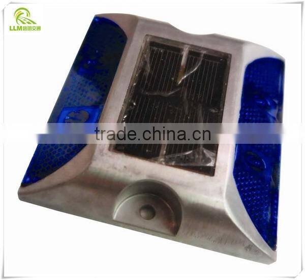 Best price 105mm square aluminum high brightness LED solar cat eye road reflector