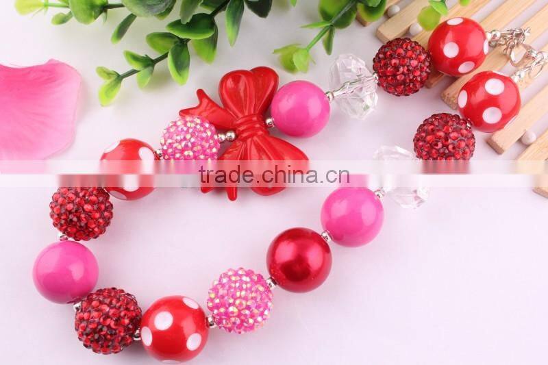 AAA Quality Latest Wholesale large acrylic bead necklace/Popular colorful bead chunky necklace