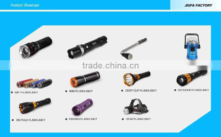Factory price Cheap Price high power plastic led flashlight
