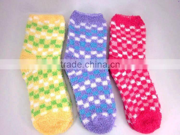 Custom warm women colored fuzzy socks