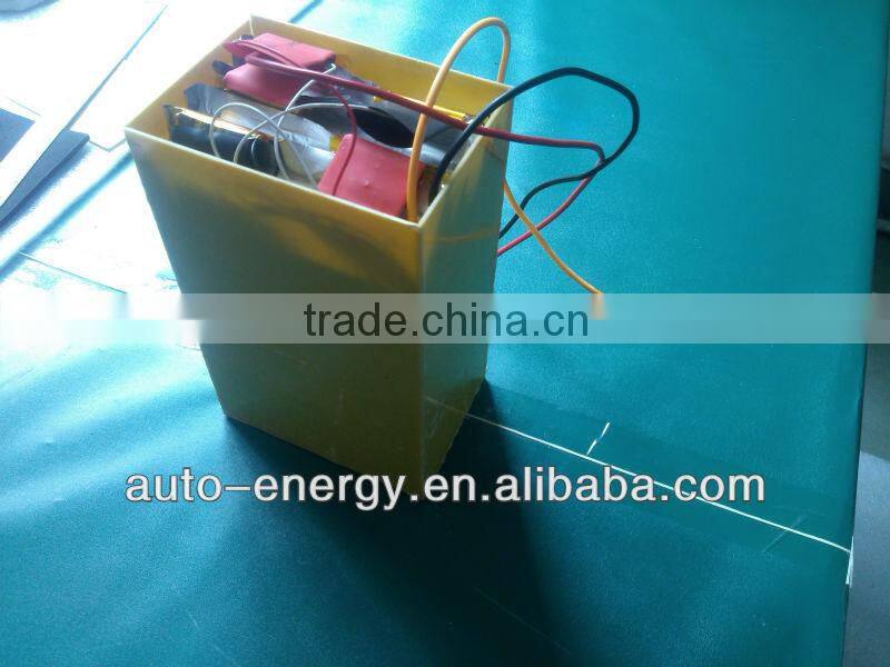 Light weight 12V60AH Lifepo4 battery pack for e-scooter/e-bike/electric wheelchair/UPS/emergency power supply
