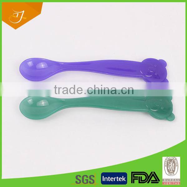 color changing plastic baby spoon, fashionable color changing spoon, plastic spoon