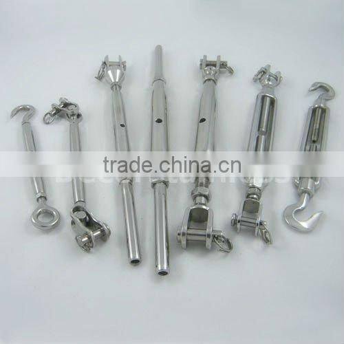 Wire rope turnbuckles