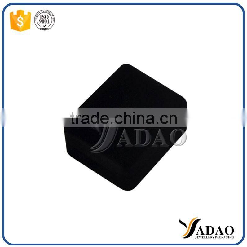 Customized handmade black flocking jewelry case professional