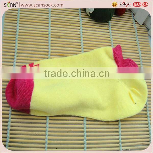 Factory Custom High quality 0-3years old baby ankle socks, yellow color and red in the bottom