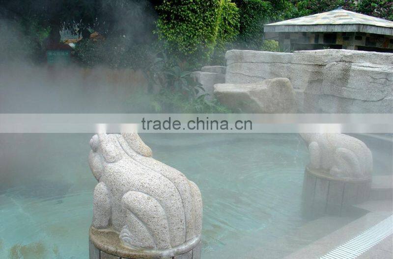 Swimming pool cold fog water fountain