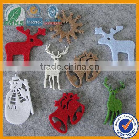 Christmas decorations of felts