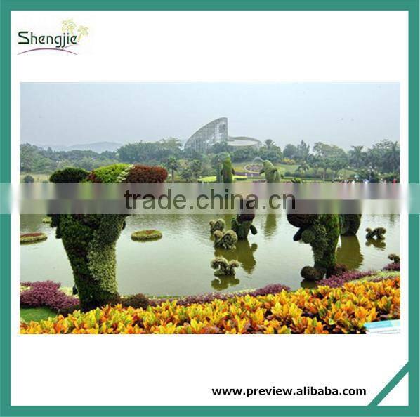 SJ100905 New arrival decorative topiary pooh make of artifiical grass