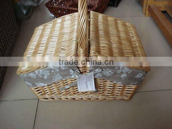White Wicker gift hamper with green liner
