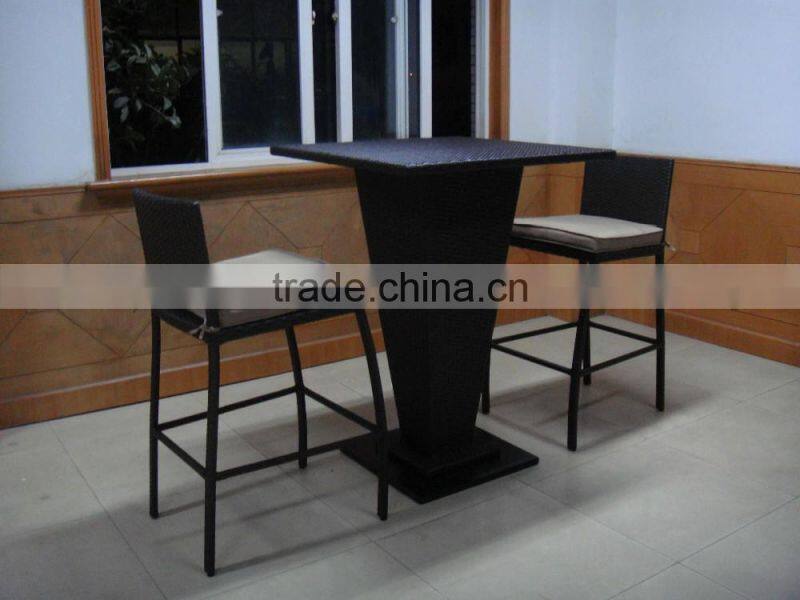 3pcs Fashion Design Wicker Outdoor Bar Stools