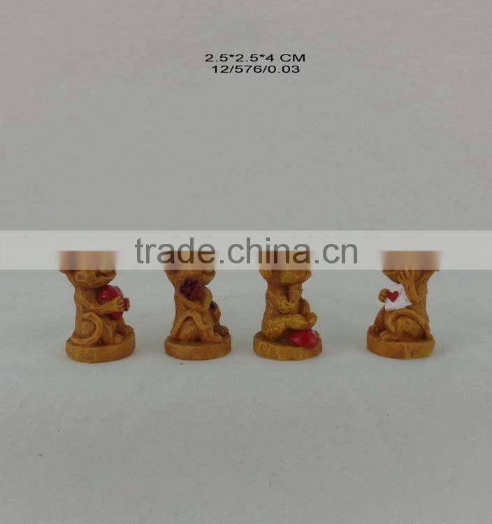 Resin Imitation Wood Effect Monkey Statues