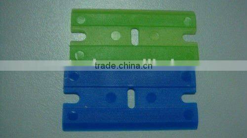 plastic razor blades
