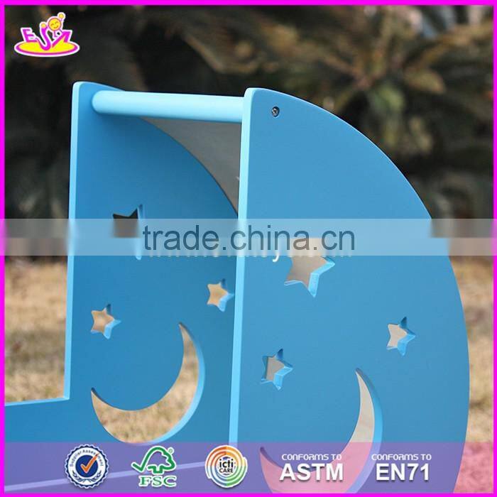 2017 New design safety outdoor toddlers wooden push walker W16E074