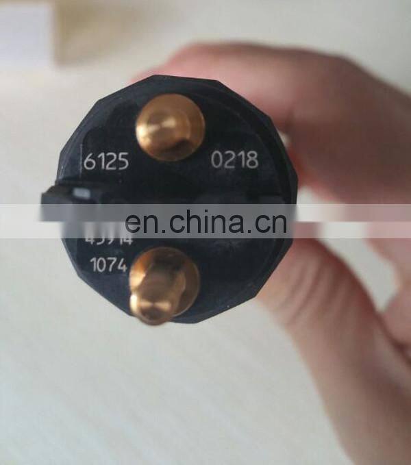 diesel engine parts original fuel injector 0445120218