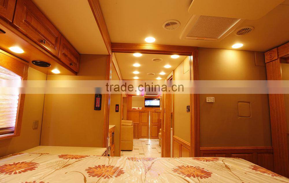 HBJLB5180XLJ1 4x2 Camping Bus
