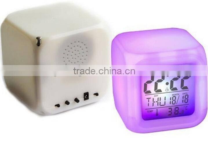 2016 Creative High qulity Flying Alarm Clock for souvenir