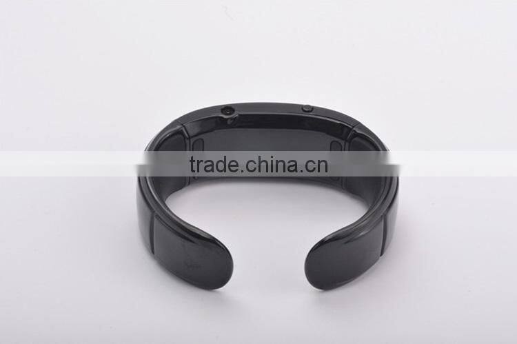 2014 bluetooth phone bracelet vibrate bluetooth bracelet