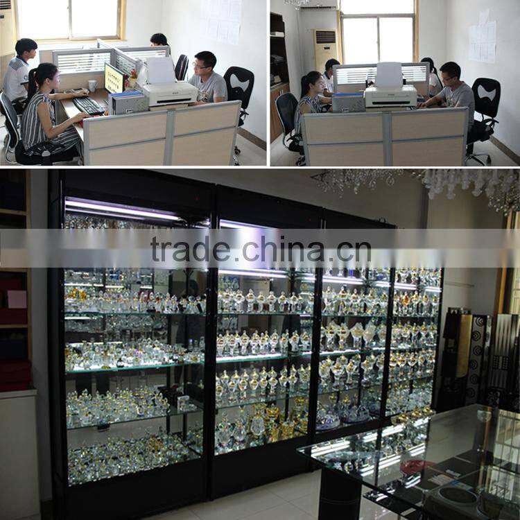 newest fashionable crystal perfume wedding gift bottle