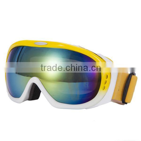 Ski goggles compatible with helmet, snow glasses compatible with helmet