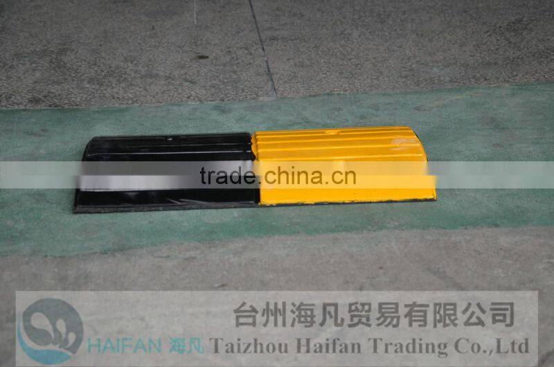 500*300*40mm New Products rubber speed bump for Crossroads /High quality hot sell rubber speed bump used in Intersection