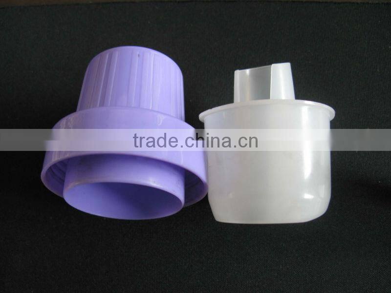 SL-653,42/410 plastic screw bottle cap with plug for laundry detergent bottle
