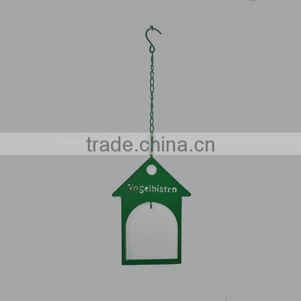 Metal bird feeder