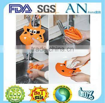 Unisex Washable Eco-friendly Silicone Bibs for Baby